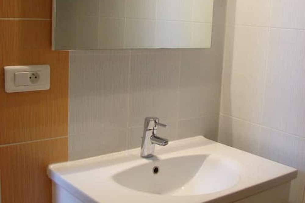 Appartement entier, -- Logis Saint Eutrope -- in Saintes, Région de Saintes