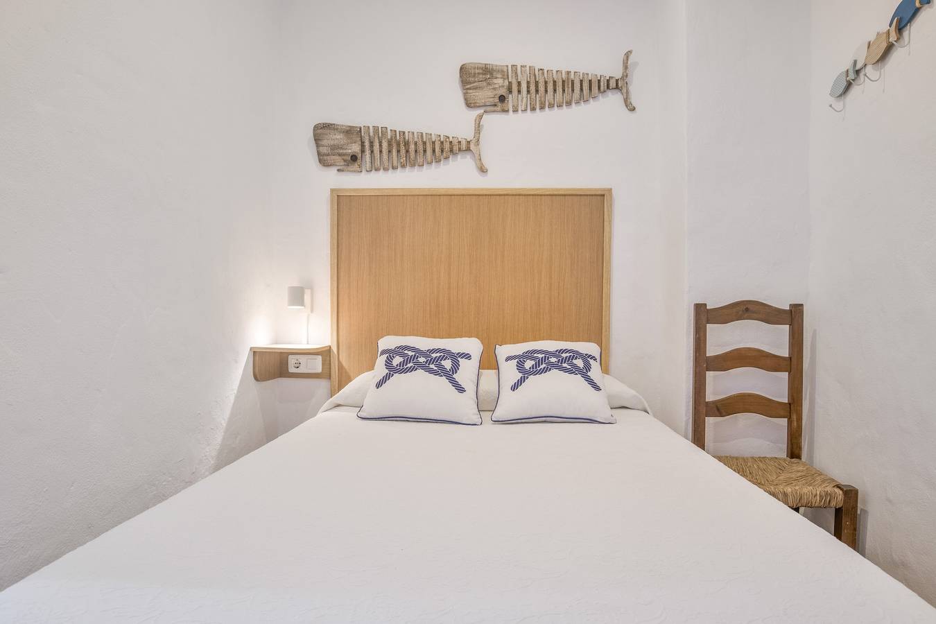 Habitación 'Hostal Santa Catalina 6' con terraza compartida, Wi-Fi y aire acondicionado in Conil de la Frontera, Costa de la Luz