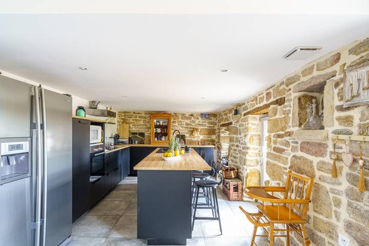 Maison Bretonne - Proche des plages in Plozévet, Côte de Cornouaille
