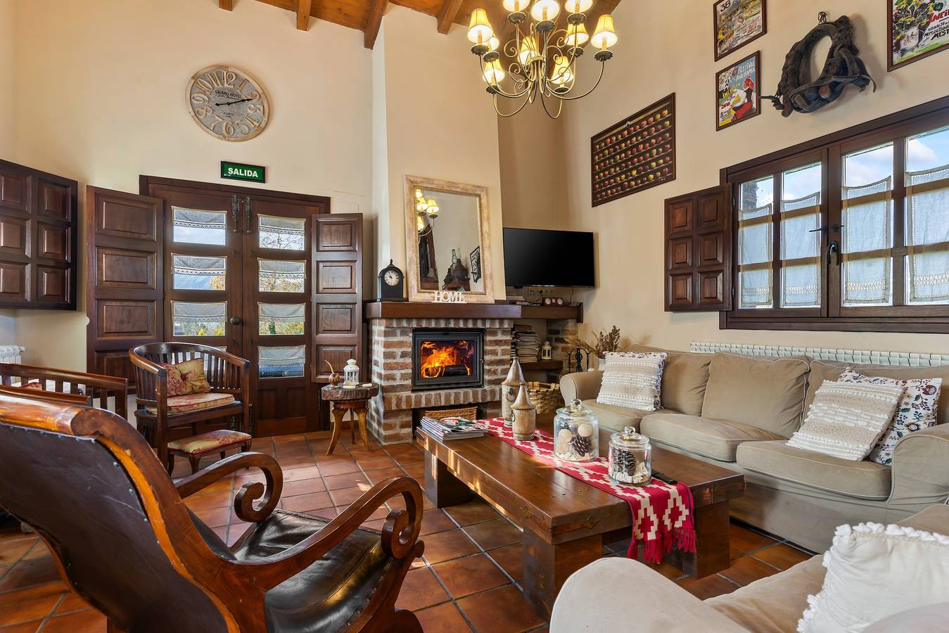 Ferienhaus La Milonga mit Garten und Terrasse in Belonciu, Piloña