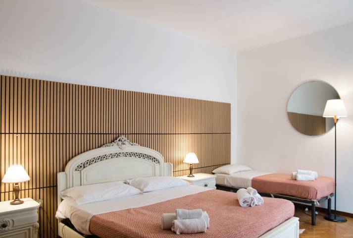 Apartamento entero, Unika House – Lecco Nest with Green Terrace in Lecco, Alpes de Bérgamo Occidental