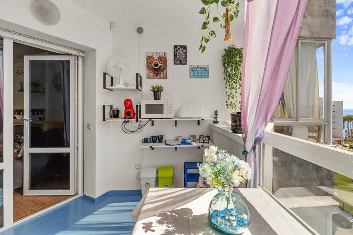Entire studio, Algaida Beach Send Litoral Studio with Sea View, Adults Only in Urbanizacion Calahonda, Mijas