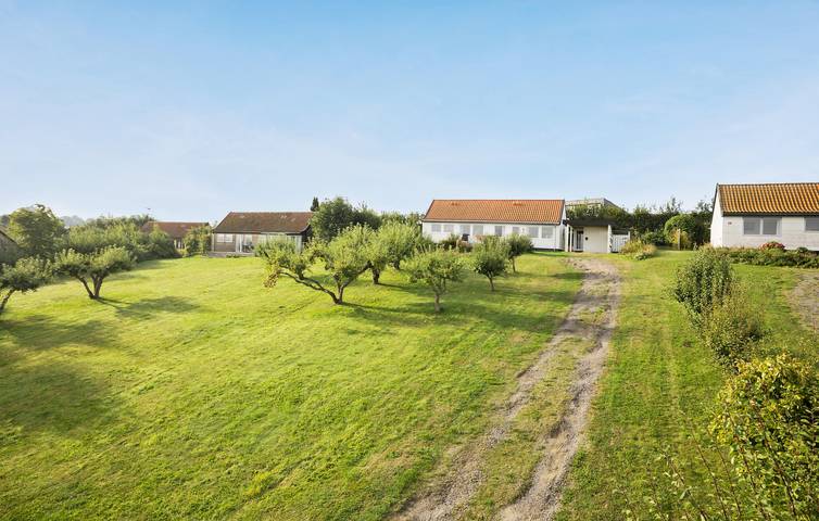 Ferienhaus für 6 Personen, mit Terrasse und Garten in Svaneke - 2