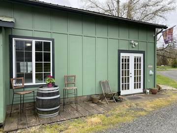 Cottage for 2 Guests in Willamette Valley, McKenzie River, Picture 3