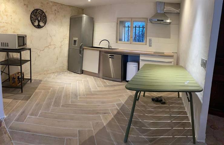 Location de vacances pour 6 personnes, avec vue à Orange - 4