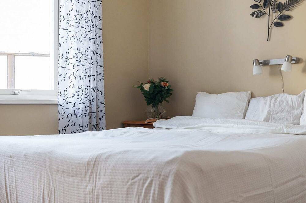 2. Laegenhet H - Zwei Schlafzimmer Villa, Schläft 4 in Fjällbacka, Norra Västkusten