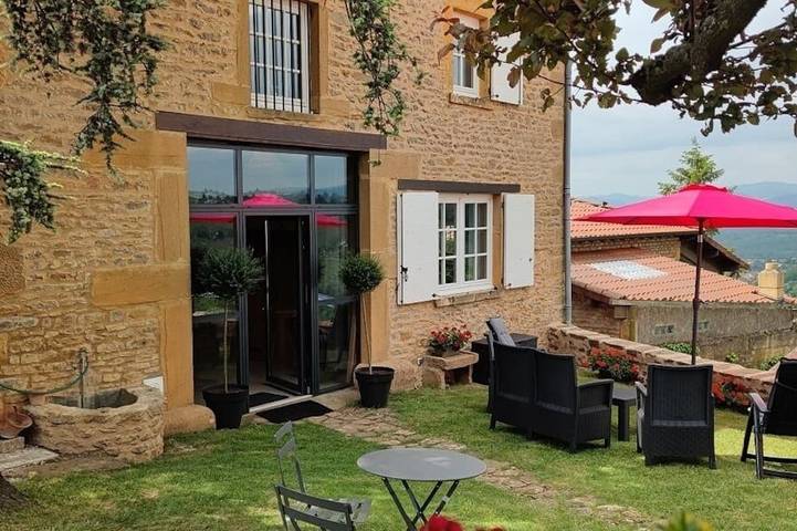 Location de vacances pour 7 personnes, avec Jardin à Moire
