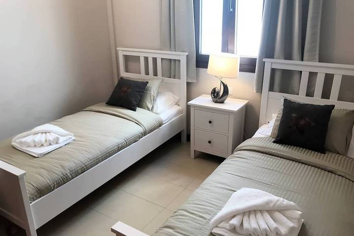 Atemberaubende 2 Schlafzimmer Duplex in Puerto Calero, Yaiza