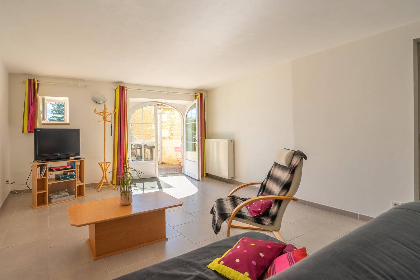 Ferienhaus 'À La Campagne' mit privater Terrasse, Gemeinschaftsgarten und Wlan in Allas-Bocage, Jonzac und Umgebung