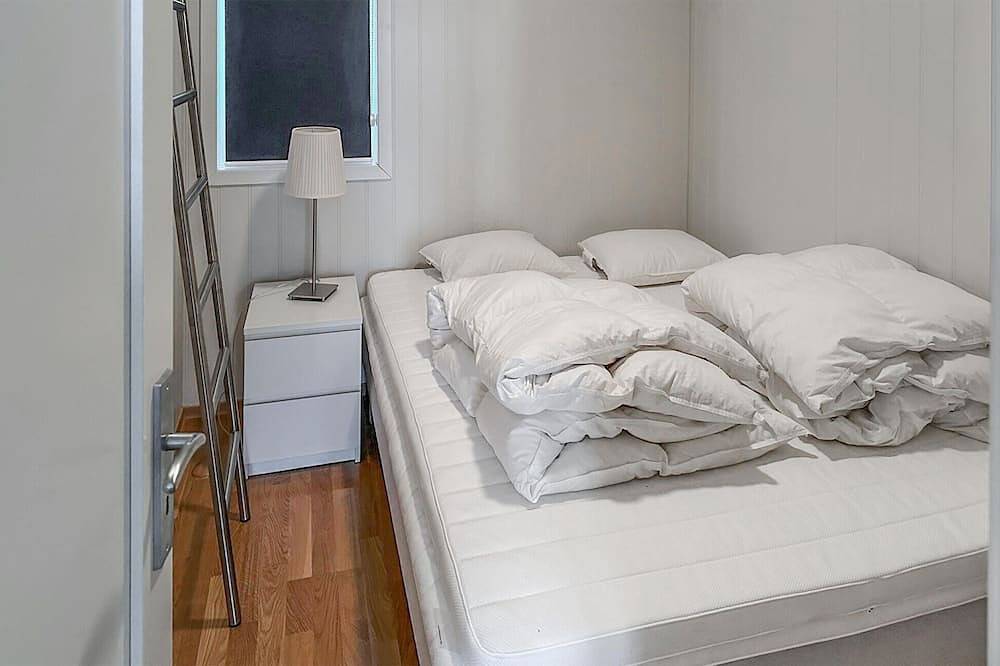 Nice home in Rysstad with Wifi in Valle