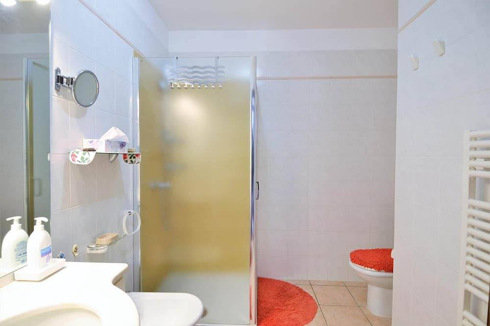 Appartement entier, Villa au bord du lac à Luino in Luino, Comune di Luino