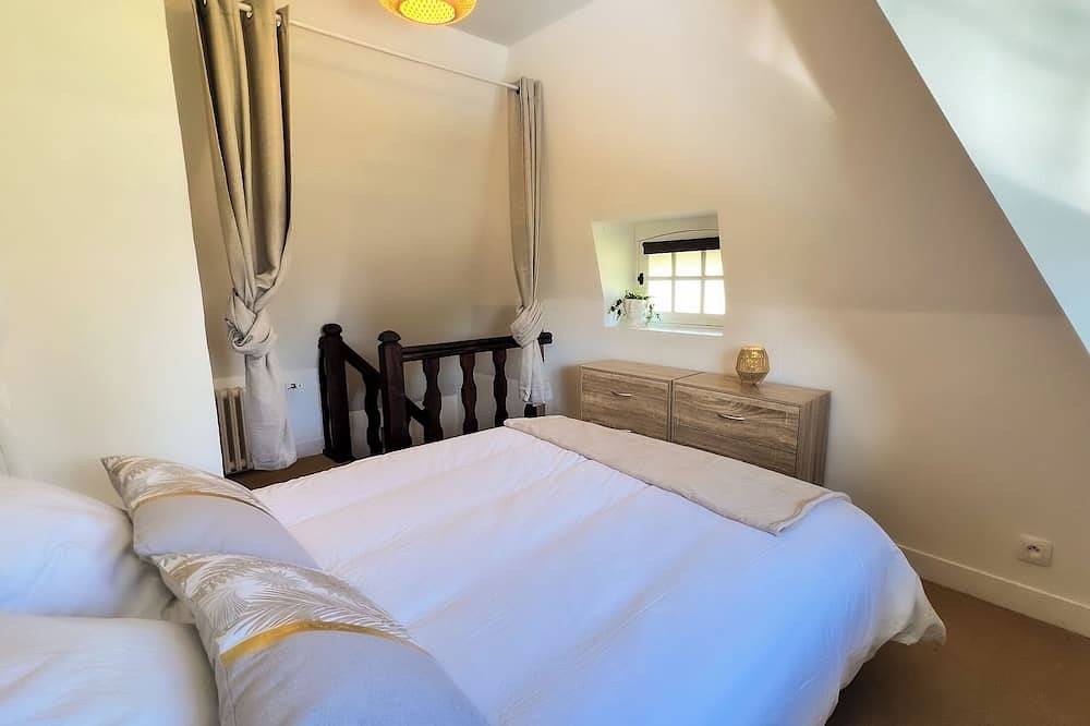 Superb Normandy cottage with swimming pool for 8pers  in Bournainville-Faverolles, Región de Bernay