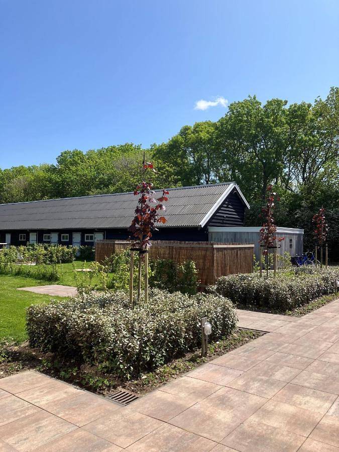 Geheel appartement, Basement Double Room in Domburg, Walcheren