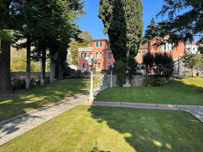 Location de vacances pour 2 personnes, avec balcon et jardin à Caneva (Italie) - 2