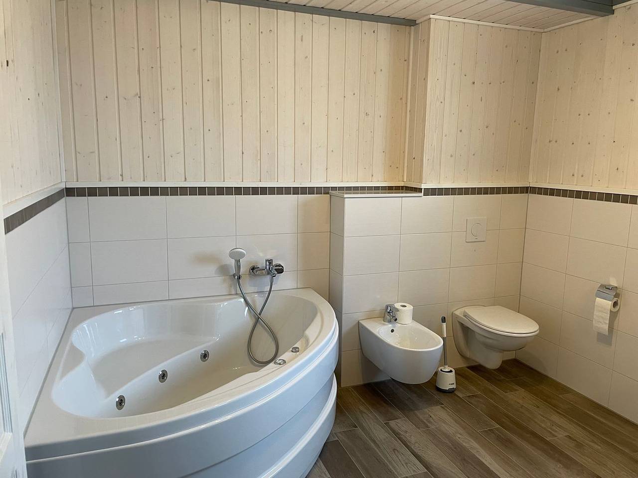 Schwan 312 - Modernes großzügiges Ferienhaus im skandinavischen Stil in Mirow, Mecklenburg-Strelitz