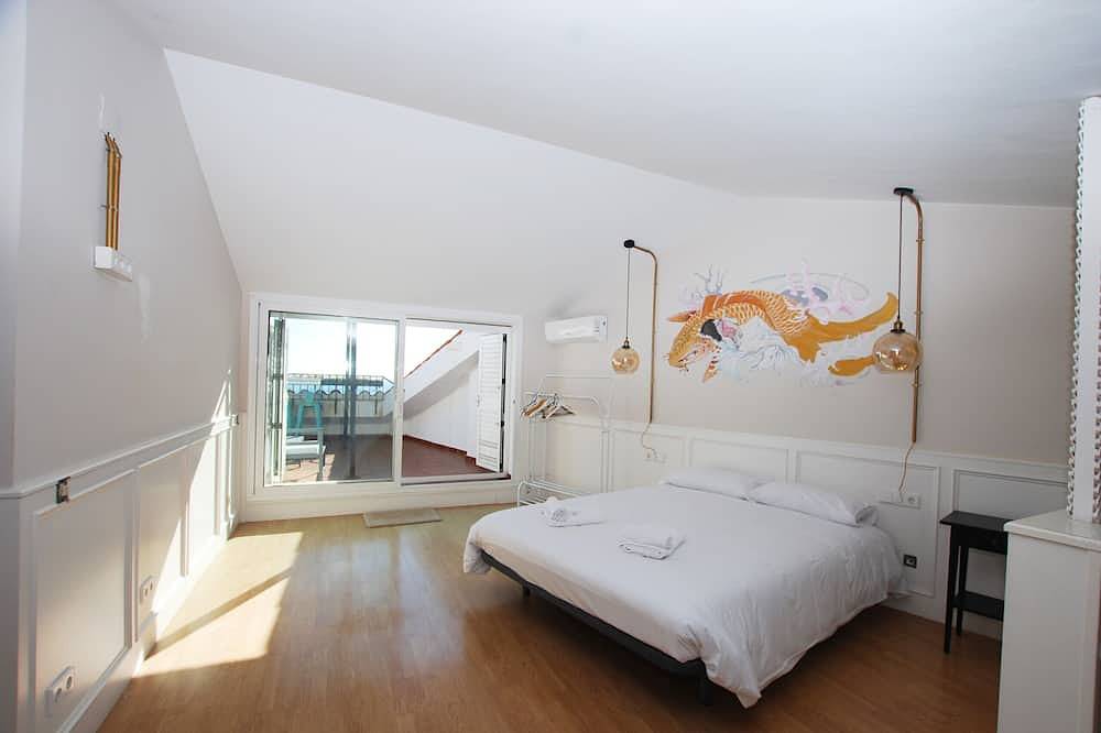 Entire apartment, Masnou Chill - Penthouse Terrace in front of the Beach in el Masnou, Costa del Maresme