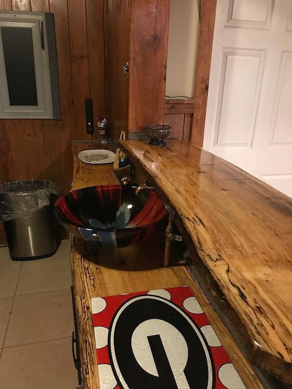 Loft for 8 Guests in Georgia, USA