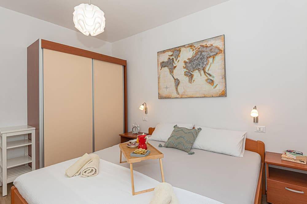 Preciosa casa en Rogoznica in Rogoznica, Condado de Šibenik-Knin