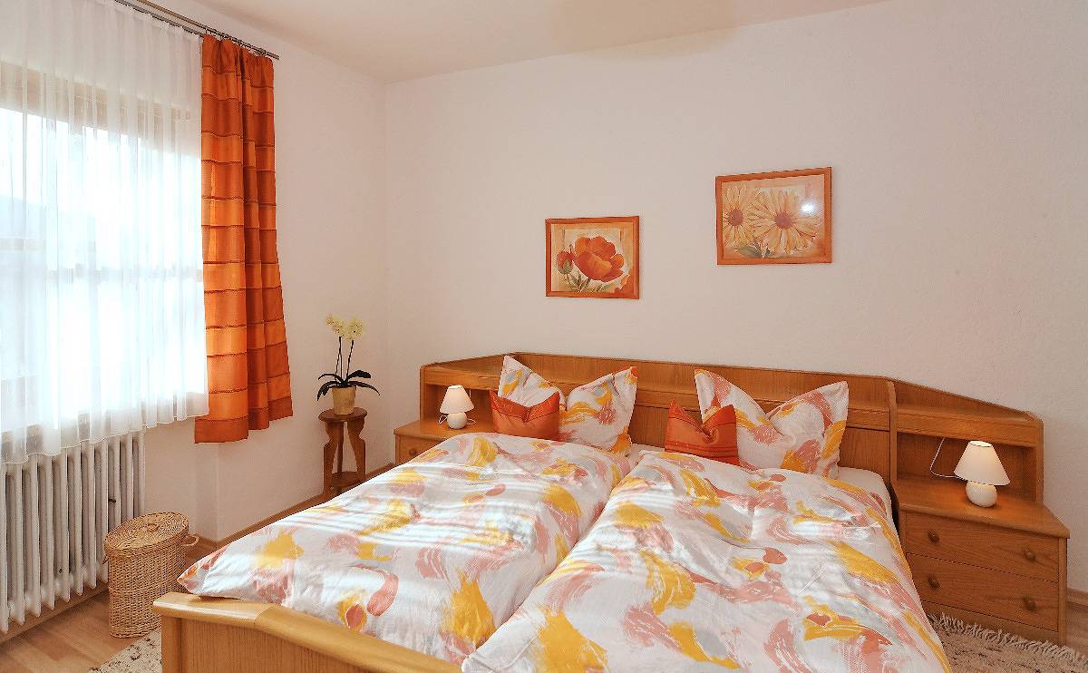 Entire holiday apartment, Mansardenwohnung Nr.8 in Lohberg, Eastern Bavaria