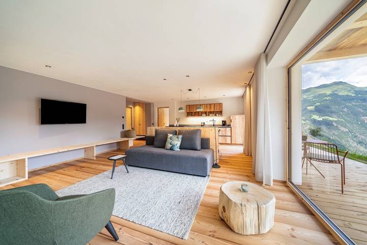 Ganze Wohnung, Ferienwohnung 'Mucher Michl' mit Bergblick, privater Terrasse und Wlan in Ulfas, Moos in Passeier