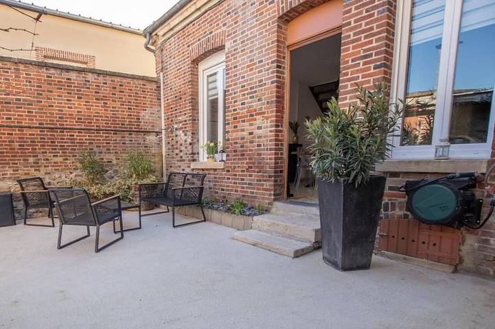 Location de vacances pour 4 personnes, avec jardin dans Le Mesnil-sur-Oger