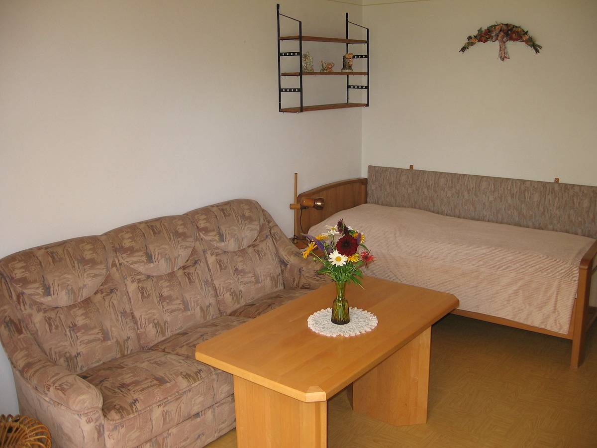 Ganze Wohnung, Ferienwohnung Werner - Ferienwohnung mit Terasse in Haundorf, Fränkisches Seenland