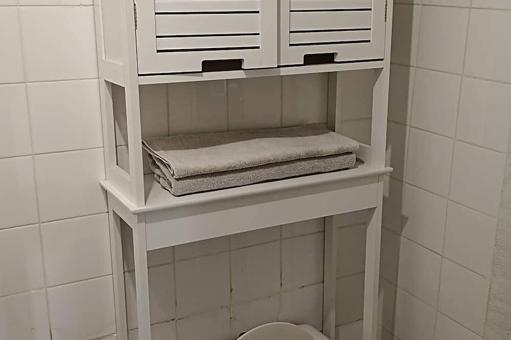 Appartement entier, Chambre à la campagne avec jardin in Junhac, Région d'Aurillac