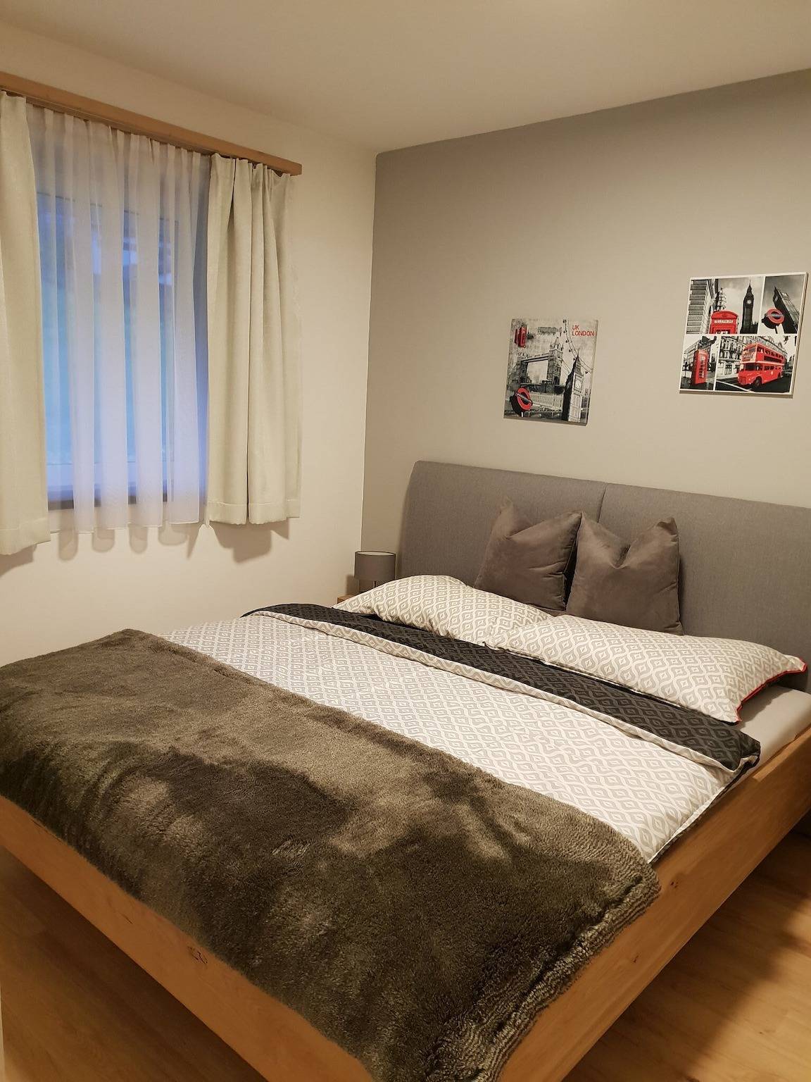 Geheel appartement, Appartement 'Ferienwohnung Unterlechner - Apt 3' met Uitzicht op de Bergen, Privéterras en Wi-Fi in Vomp, Bezirk Schwaz
