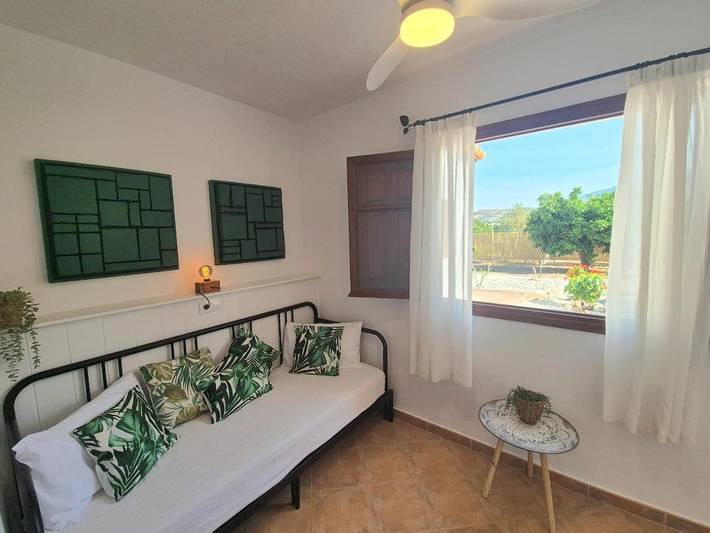 Casa rural para 8 personas, con vistas además de piscina y jardín, Se admiten mascotas en Motril - 4