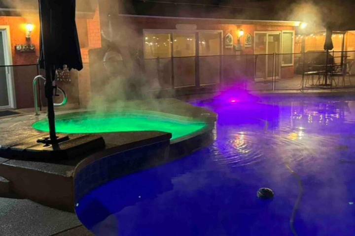 Ferienhaus für 8 Personen, mit Whirlpool und Garten sowie Pool - 1