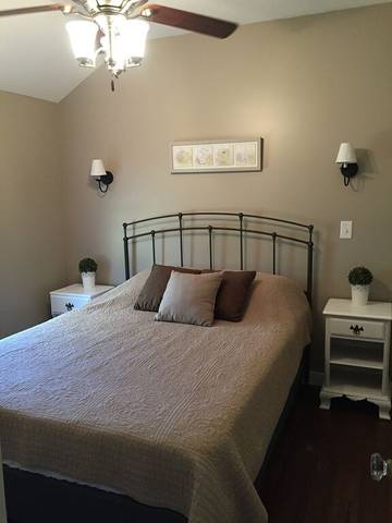 Lake House for 5 Guests in Dennis, Cape Cod, Picture 1