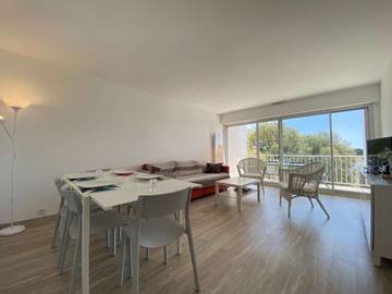 Gîte pour 6 personnes, avec balcon dans Plage du Nau