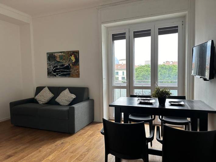 Appartamento vacanze per 4 persone, con balcone e vista lago nonché panorama - 1