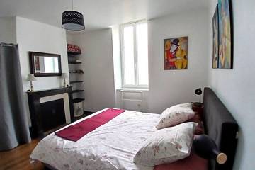 Appartement De Vacances pour 4 Personnes dans Moulins, Allier, Photo 1