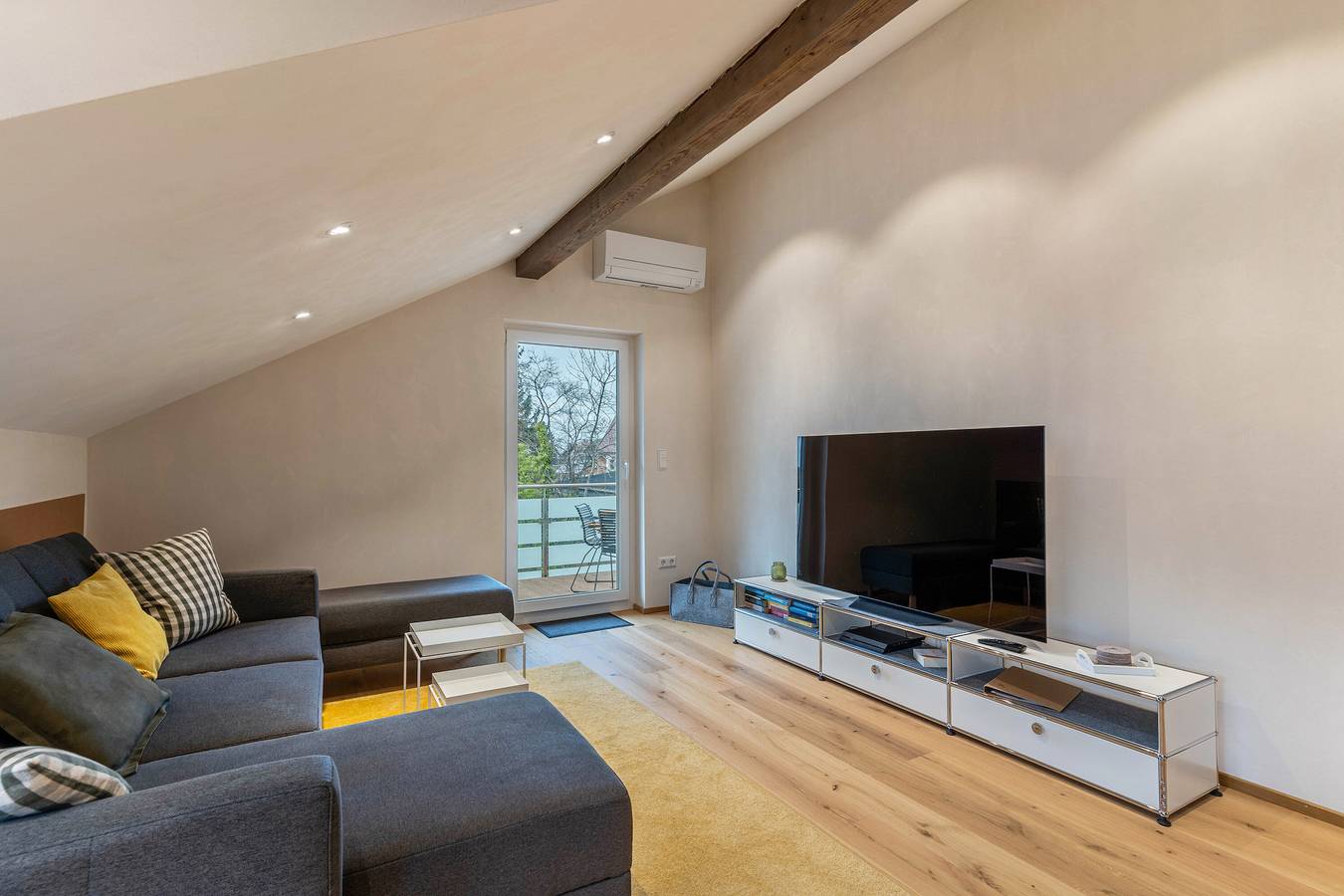 Ganze Wohnung, Ferienwohnung 'Auszeit' mit Bergblick, Wi-Fi und Klimaanlage in Sasbachwalden, Mittlerer Schwarzwald