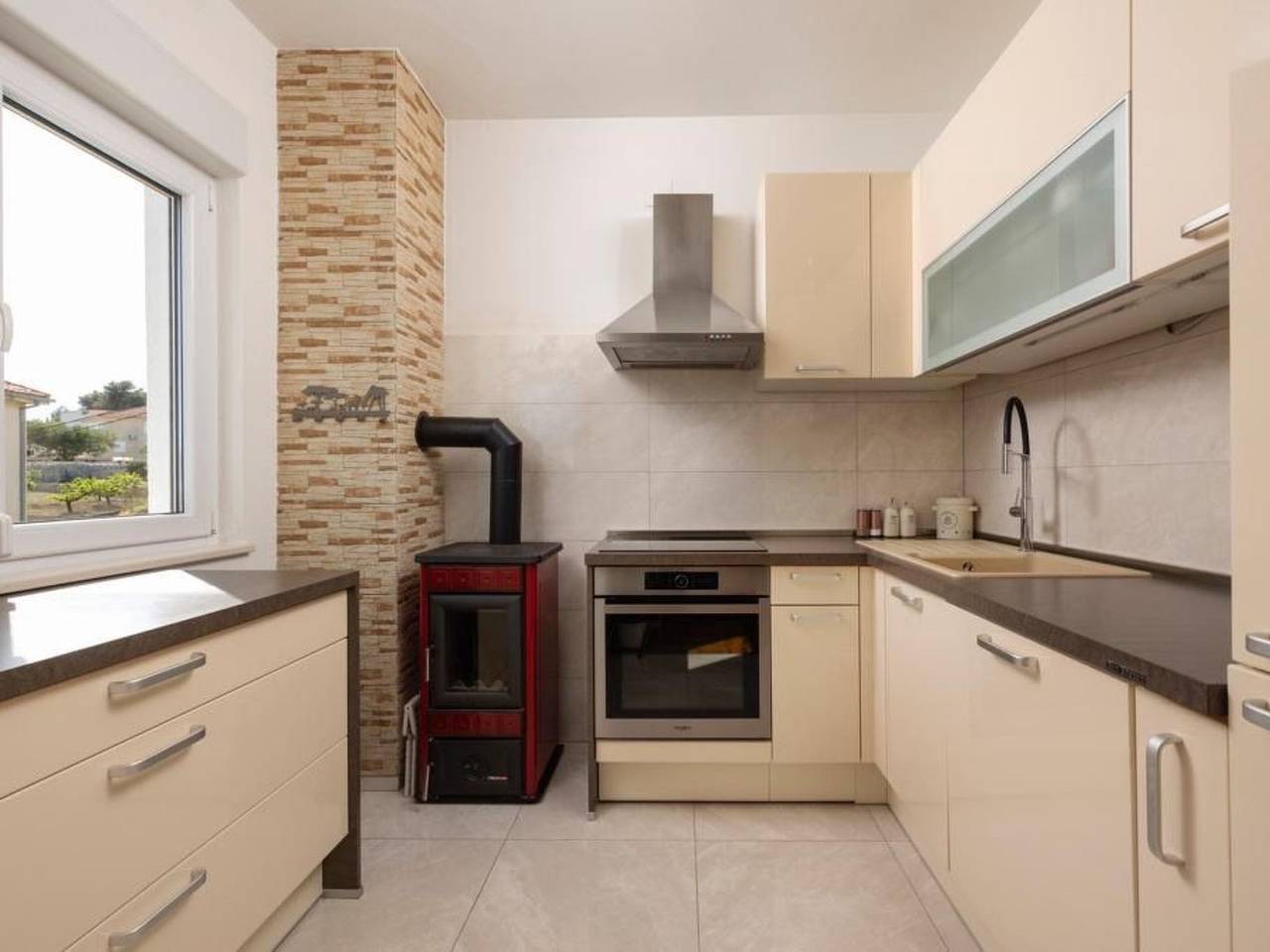 Ganze Wohnung, Coastal Comfort Apartment Teilen Speichern in Podstrana, Split-Dalmatien