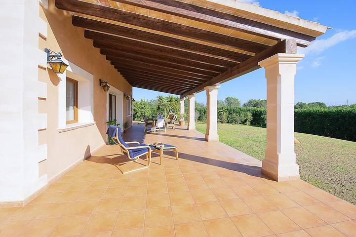 Finca mit Whirlpool für 7 Personen, mit Balkon und Whirlpool sowie Terrasse und Garten in s'Horta