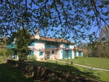 Chambre d’hôte pour 2 personnes, avec piscine ainsi que jardin et vue à Saint-Martin-de-Seignanx