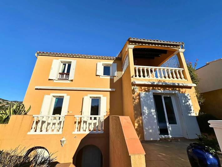 Villa pour 8 personnes, avec Piscine à La Londe-les-Maures - 2