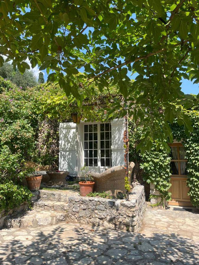 Casa de vacaciones para 4 personas, con vistas además de jardín y vistas al lago - 1