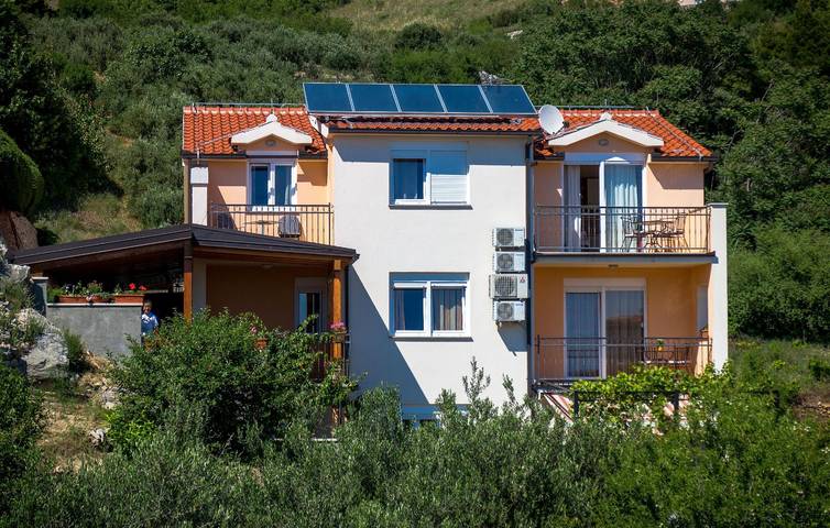 Apartament wakacyjny dla 2 osób, z balkon w Brela