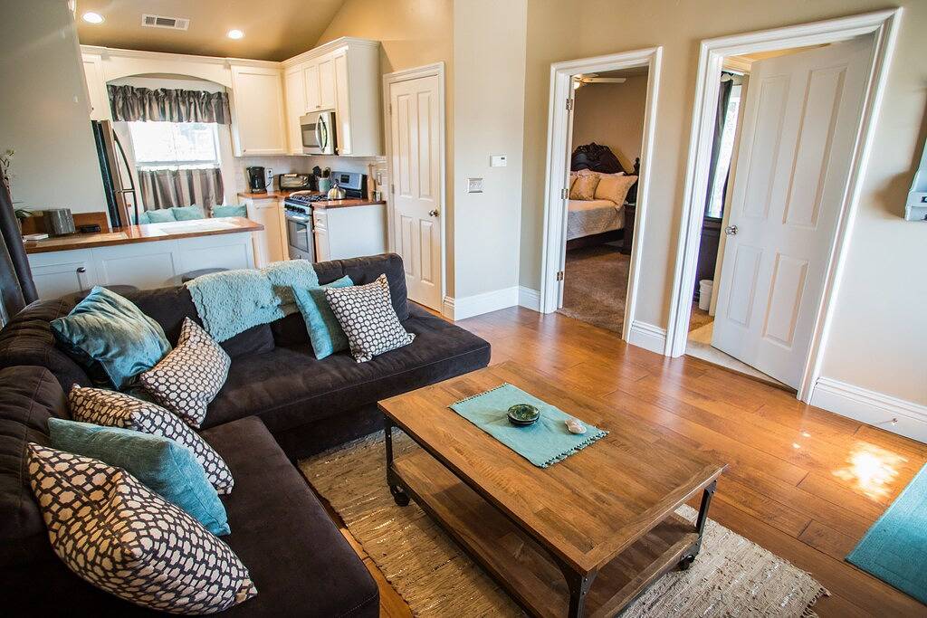 Ganze Wohnung, Baby Glückseligkeit: 1 Zi, 1 Ba Apartment in Paso Robles, Schlafmöglichkeiten für 2 in El Paso de Robles, San Luis Obispo County