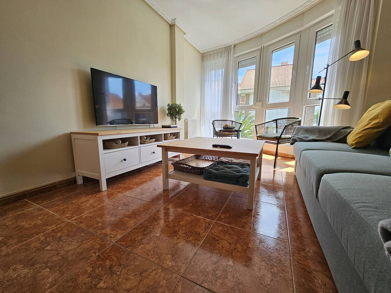 Appartement entier, C05A02 Apartamento en la playa con piscina in Santoña, Côte Cantabrienne