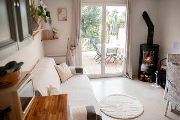 Gîte pour 6 personnes, avec vue ainsi que jardin et piscine à Saint-Vallier-de-Thiey