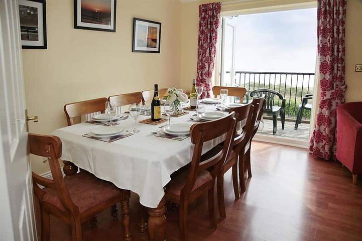 Cottage for 8 people, with garden and balcony in Port Eynon