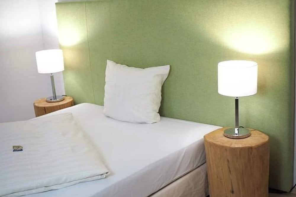 Einzelzimmer, Dusche, Wc, Nichtraucher - Hotel Bastenhaus in Dannenfels, Pfälzer Bergland