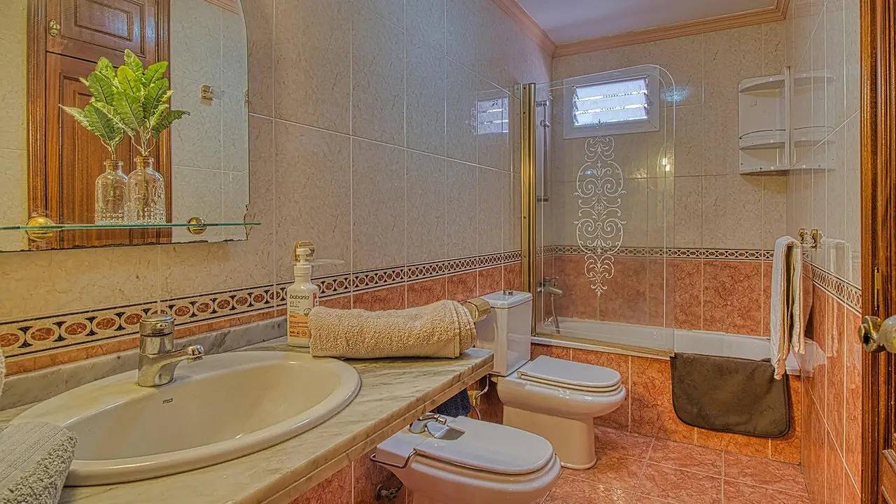 Entire vacation apartment, Vacation apartment for 6 people with yard in Playa Radazul, El Rosario