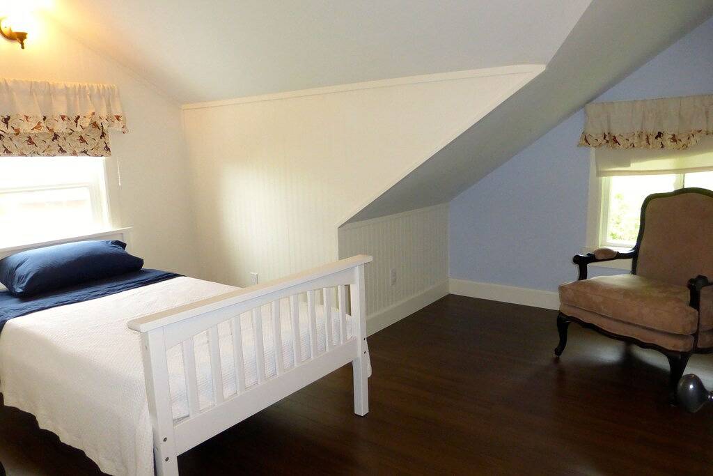 Gala House mit Blick auf Seen und Vernon in North Okanagan in Silver Star