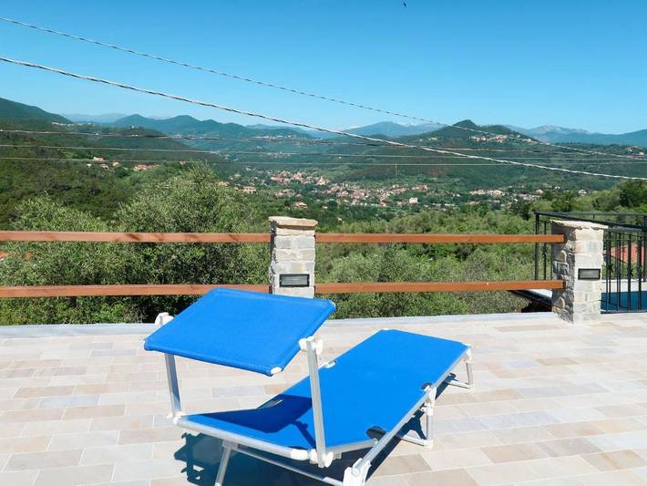 Appartamento per 6 persone, con Terrazza e Giardino a Villanova d'Albenga