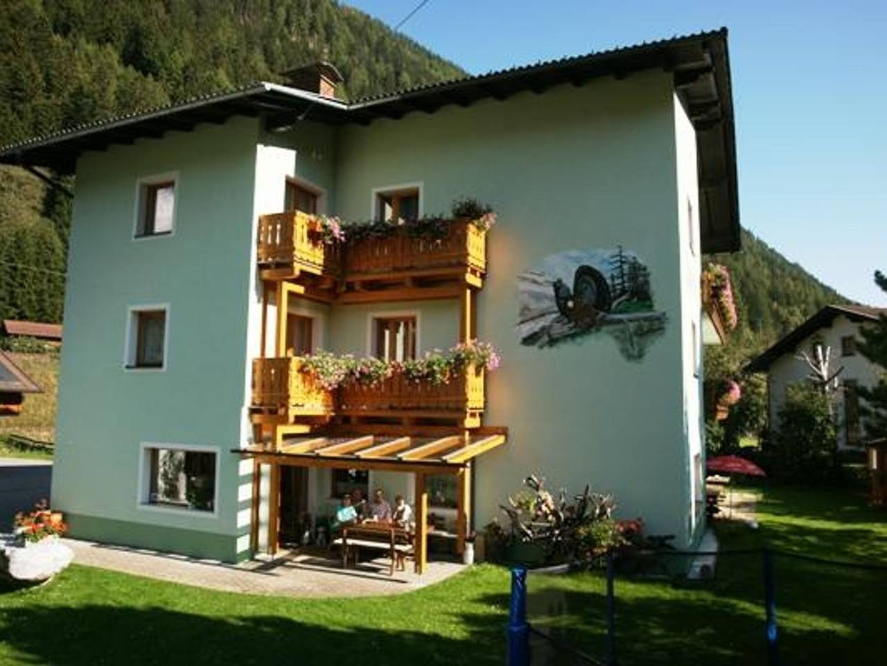 Pension Jägerhof - Doppelzimmer, Dusche oder Bad, Balkon in Mallnitz, Lieser-Maltatal